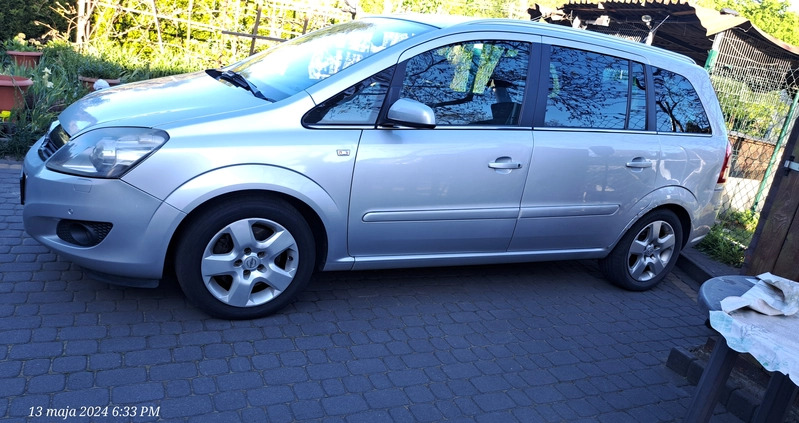 Opel Zafira cena 10000 przebieg: 254000, rok produkcji 2009 z Rybnik małe 277